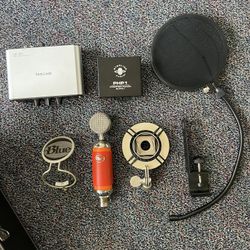 Blue Spark Microphone With All Accessories And Carry Case 