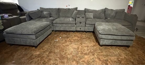 Mathis Home Gropan Sectional Sofa