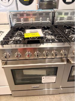 Slide in gas stove