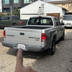 2003 Dodge Dakota