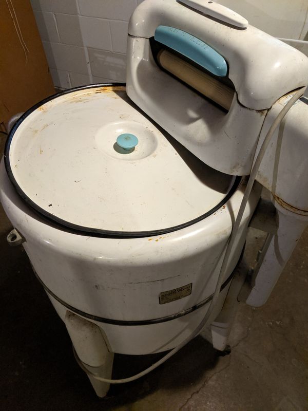 Vintage Maytag Wringer washer for Sale in Monaca, PA OfferUp