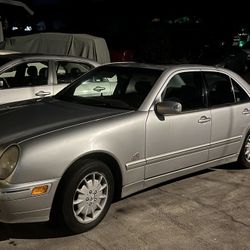 2000 E320 Mercedes Benz 