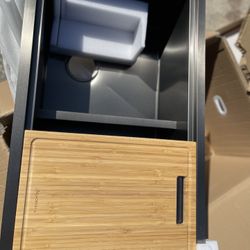    stainless steel sink