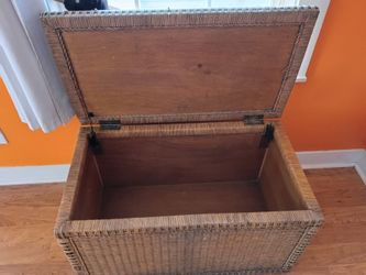 Wicker chest!