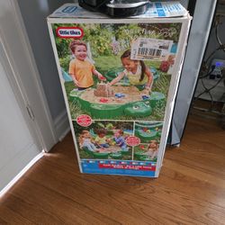 Little tikes sandbox