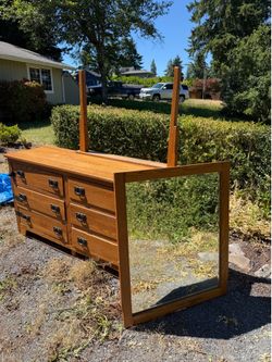 Free Dresser