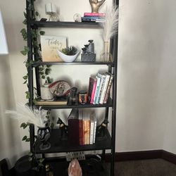 Black 5-Shelf Ladder Style Bookshelf