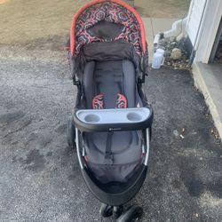  Baby Trend stroller 