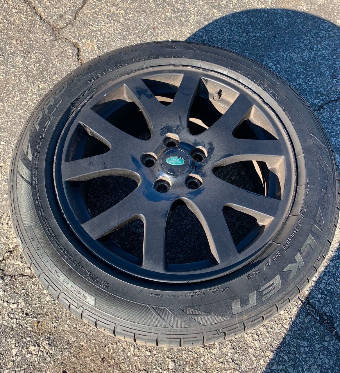 Land Rover/ Range Rover Wheel with Tier