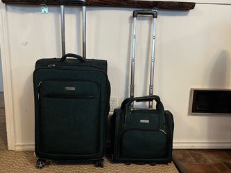 London Fog 2-Piece Luggage Set
