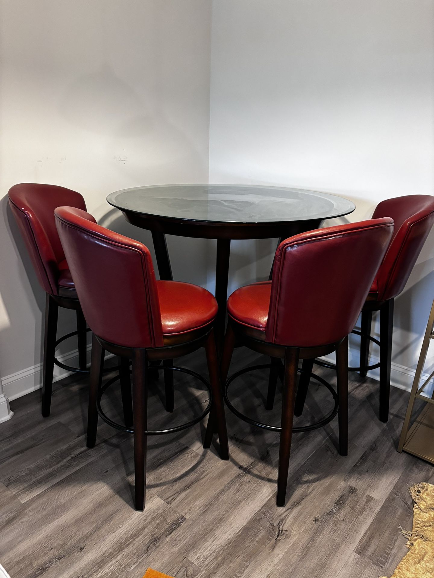 Dining Room Table With Chairs 