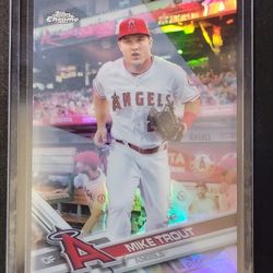 2017 Topps Chrome Refractor Mike Trout 200