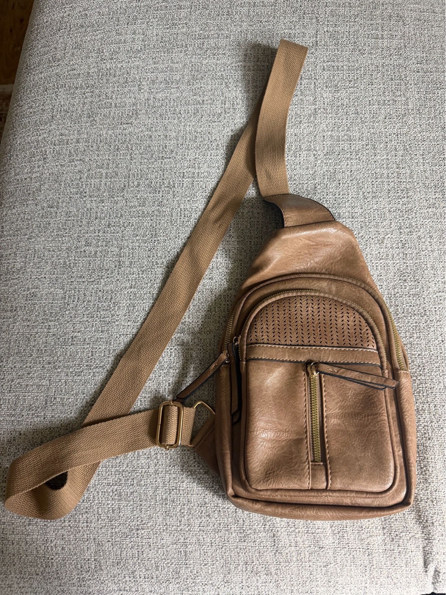 Small leather crossbody bag