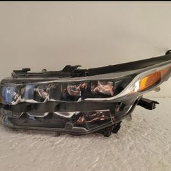 2017 2018 2019 2020 2021 2022 TOYOTA PRIUS PRIME LEFT SIDE HEADLIGHT LED OEM
