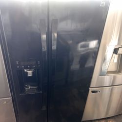Kenmore Black Side By Side Refrigerator 
