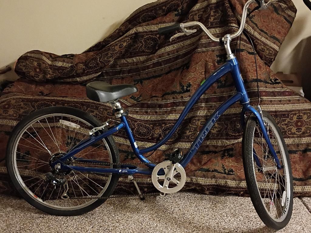 Women’s Trek Bike