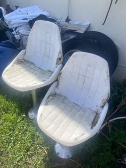 Boat seats