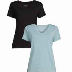 New! Women’s Short Sleeve V-Neck relaxed fit shirt👚$5 each or 3 for $12!!  