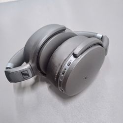 Sennheiser HD 4.40BT Wireless Bluetooth Headphones Over-ear Hi-Fi Headset Noise Cancelling Headphones Foldable with Mic