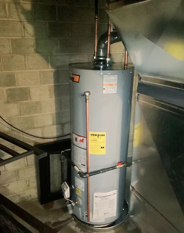 Water Heaters 30/40/50 Gallons, New And Renewed