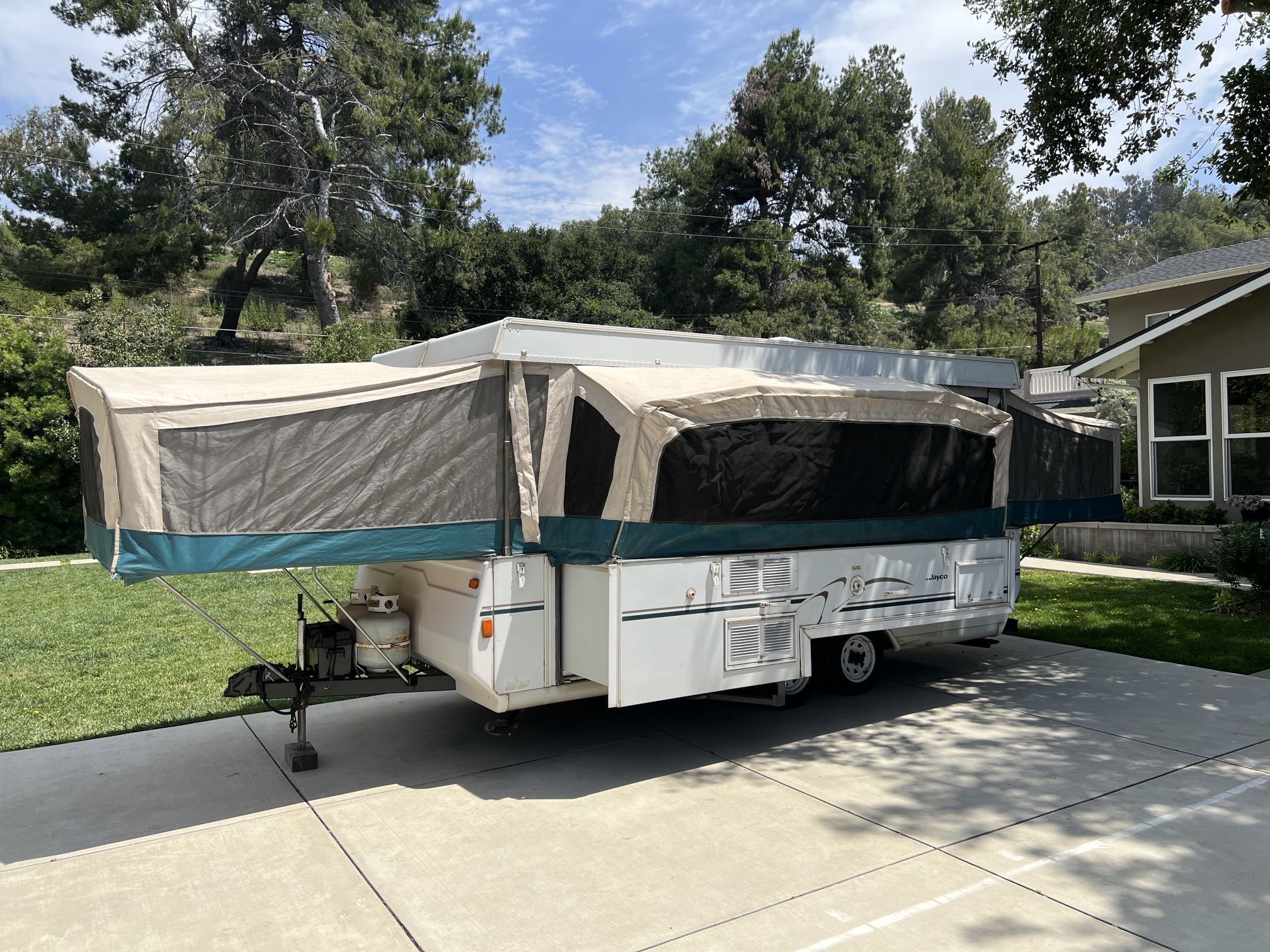 Huge Popup Tent Trailer for Sale in La Verne, CA OfferUp