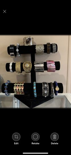 Bracelets lot