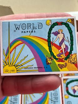 Vintage World Papers rolling papers in original condition