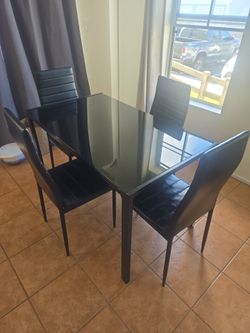 Dinning table