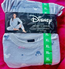 Disney womens velvet Mickey head pajama sweater pant set XL