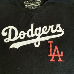 Dodger Mitchell and nest T-shirt