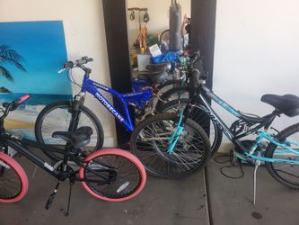 Lot of 3 Mountain Bikes
