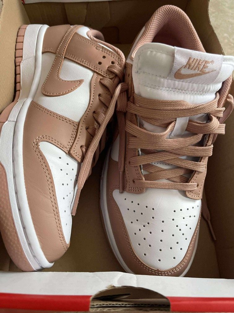 Women's Nike Size 8.5