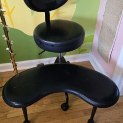 Ergonomic Cross Legged Office Chair