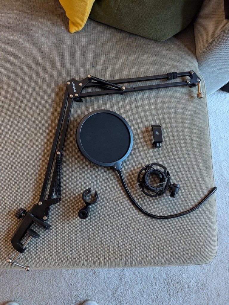 Microphone Arm & Accessories 
