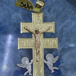 $800 Three Tone Yellow White And Rose Gold Caravaca Cross Religious Charm Pendant