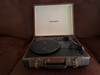 Crosley record player Suitcase