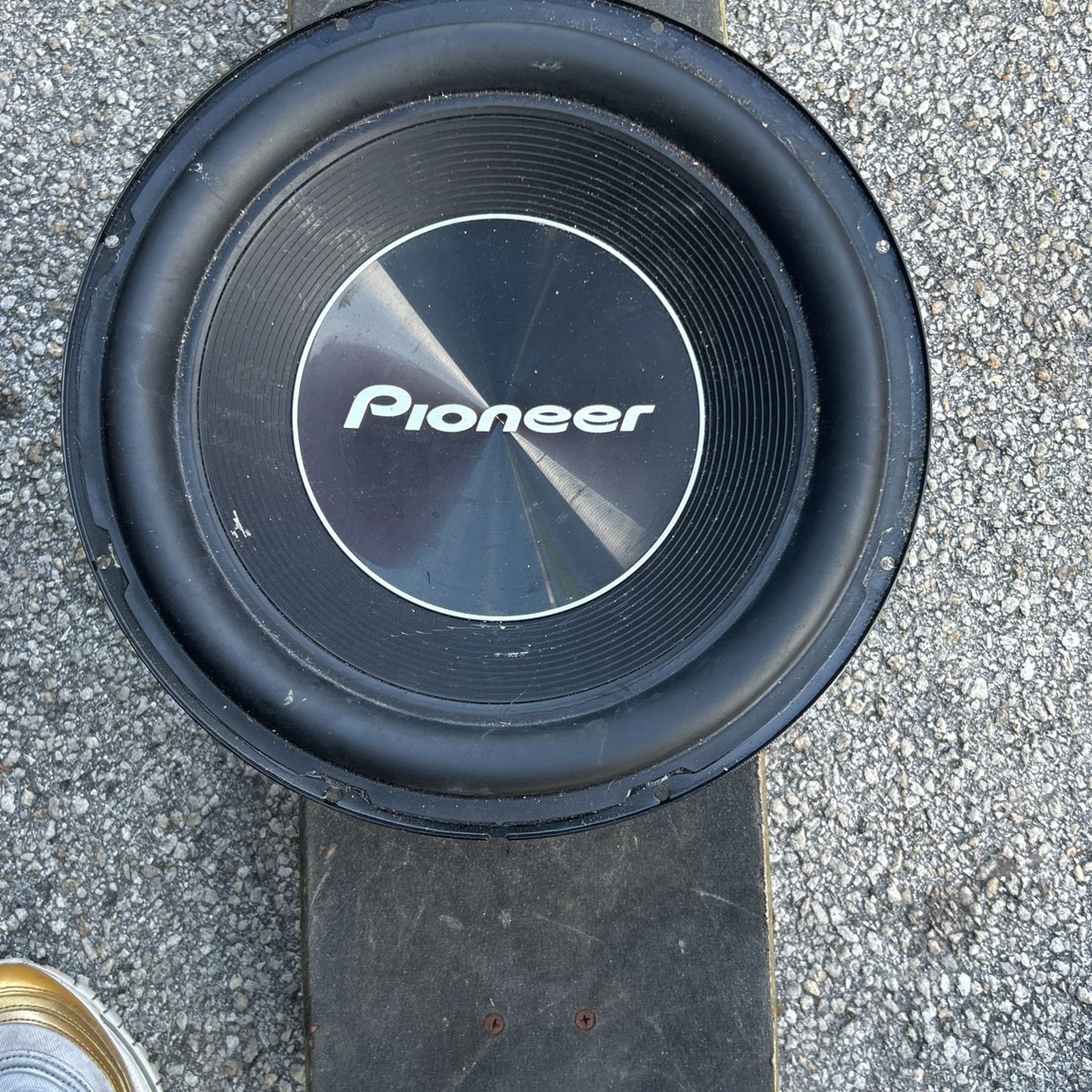 12” Pioneer Subwoofer