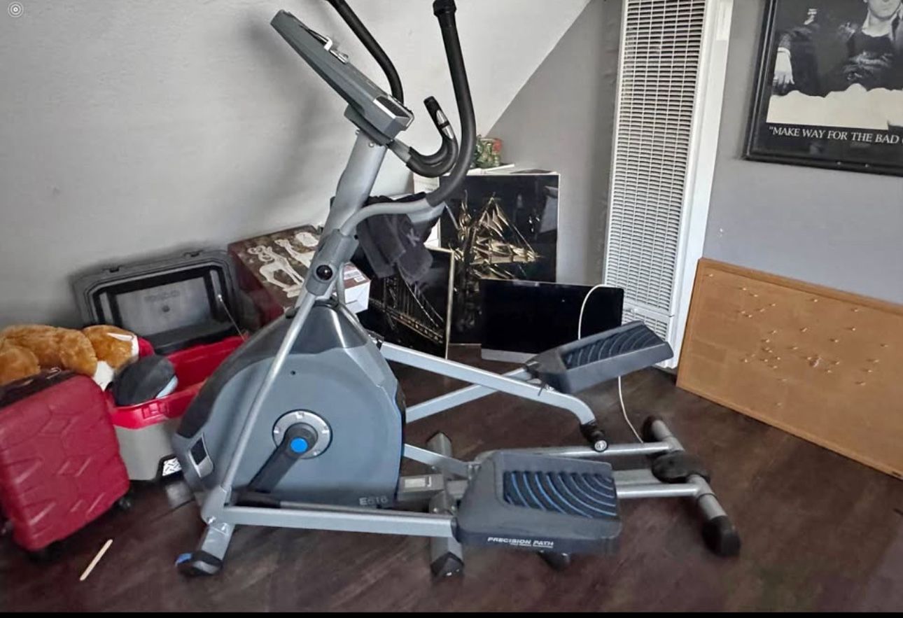 Nautilus E616 Elliptical