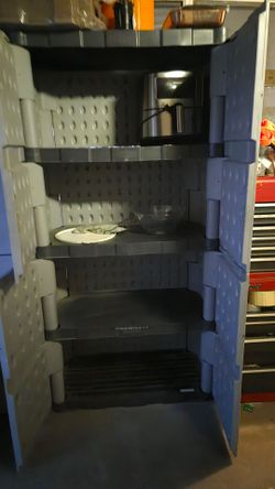 2 storage  shelfs