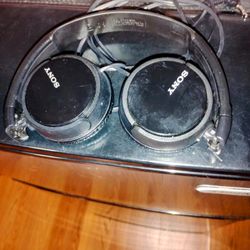Sony Headphones Powerful Bass
