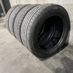 4 Tires 225/55R17
