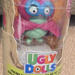 Ugly Dolls Pancake Champ Cheero Figure With Surprise Figure Inside 