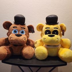 Jazwares 20 Inch Freddy And Golden Freddy Plush Set