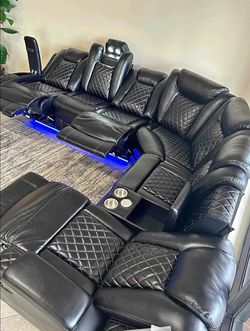 Color Options Reclining Sectional Couch Set Only $39 Down Payment 👉 PLEASE ASK FOR JON GREEN WHEN YOU ARRIVE!