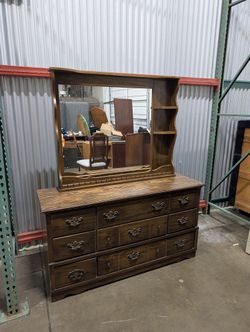 Traditional Wood Grain Dresser with Mirror and Display Shelves
