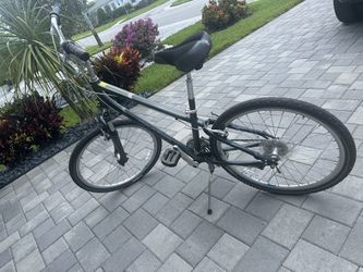 Giant Sedona DX Bicycle