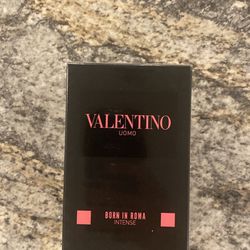 Valentino Uomo Born In Roma