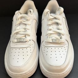Nike Air Force 1 LE GS Triple White DH2920-111 Size 5Y / Women’s 6.5 New AF1