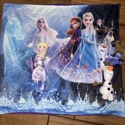 Frozen bay girl blanket and plushy set