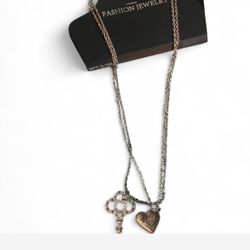 Key And Heart Necklace 